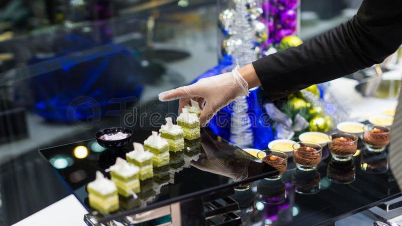 在众多品牌中，如何挑选值得信赖的坚果炒货呢？以下是一些知名品牌的对比：