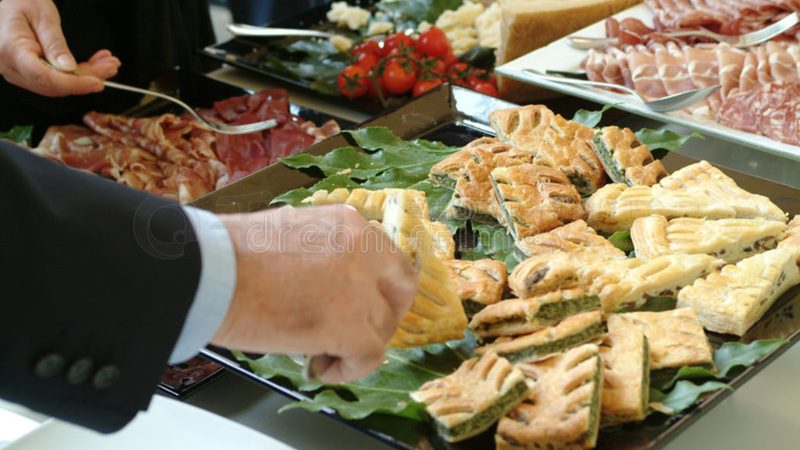 喜糖礼盒在储存过程中，应注意以下几点：